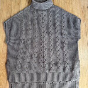 NWOT Pact Turtleneck Cable Knit Sleeveless Sweater XS/S